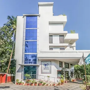 Hotel Gate & Thrissur
