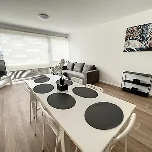Apartment Tirou 5 Centre - Gare - Aeroport Charleroi