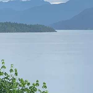 Homestay Shoreside Private Sechelt